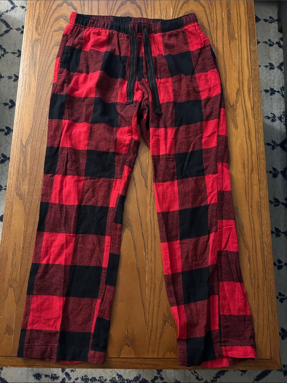 Women’s Old Navy Red and Black Buffalo Plaid Lounge Pants
